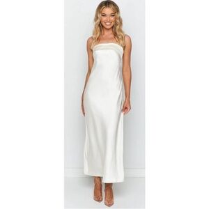 Elegant Strapless White Gown